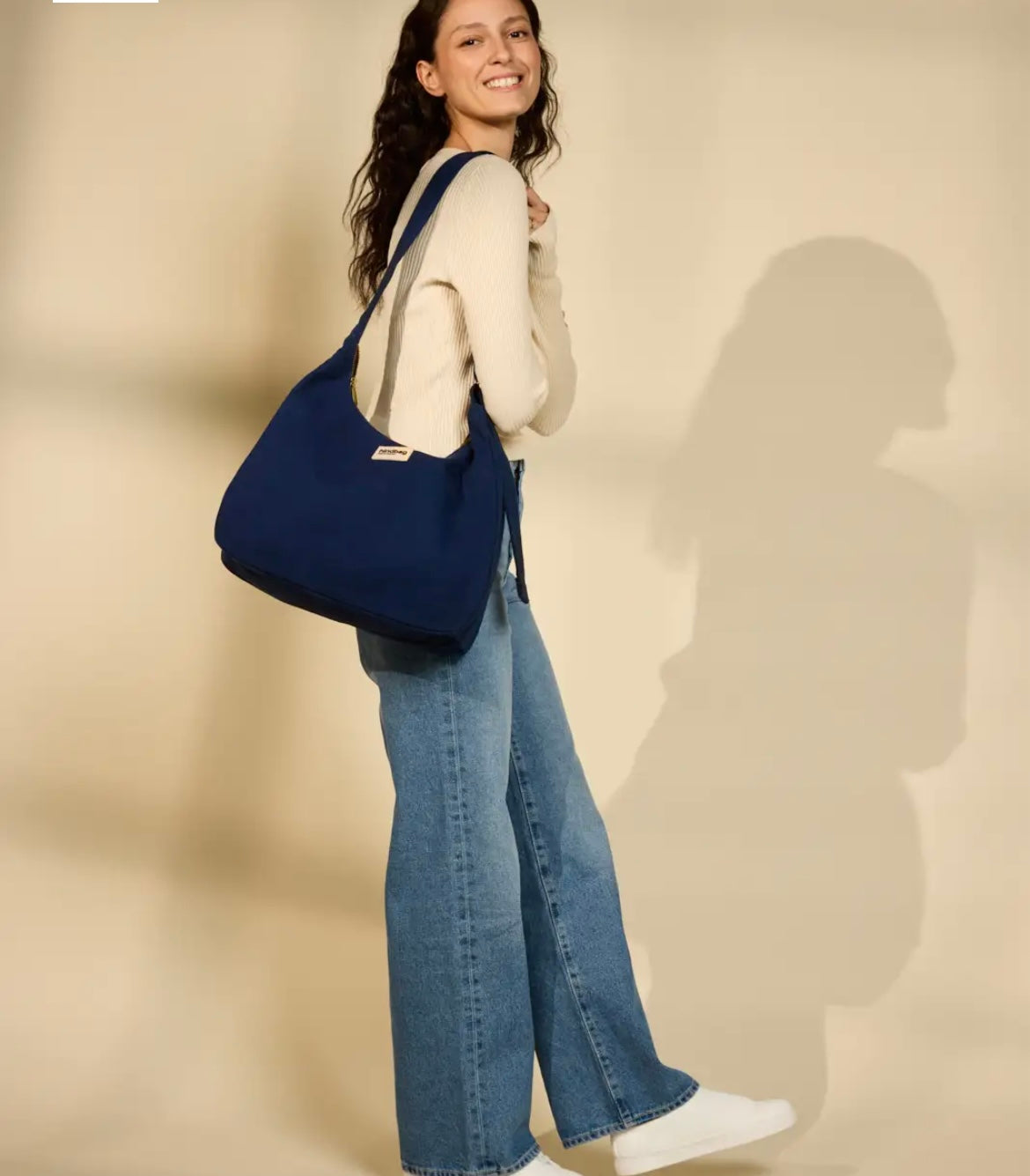 Claire Marineblau Hobo-Tasche